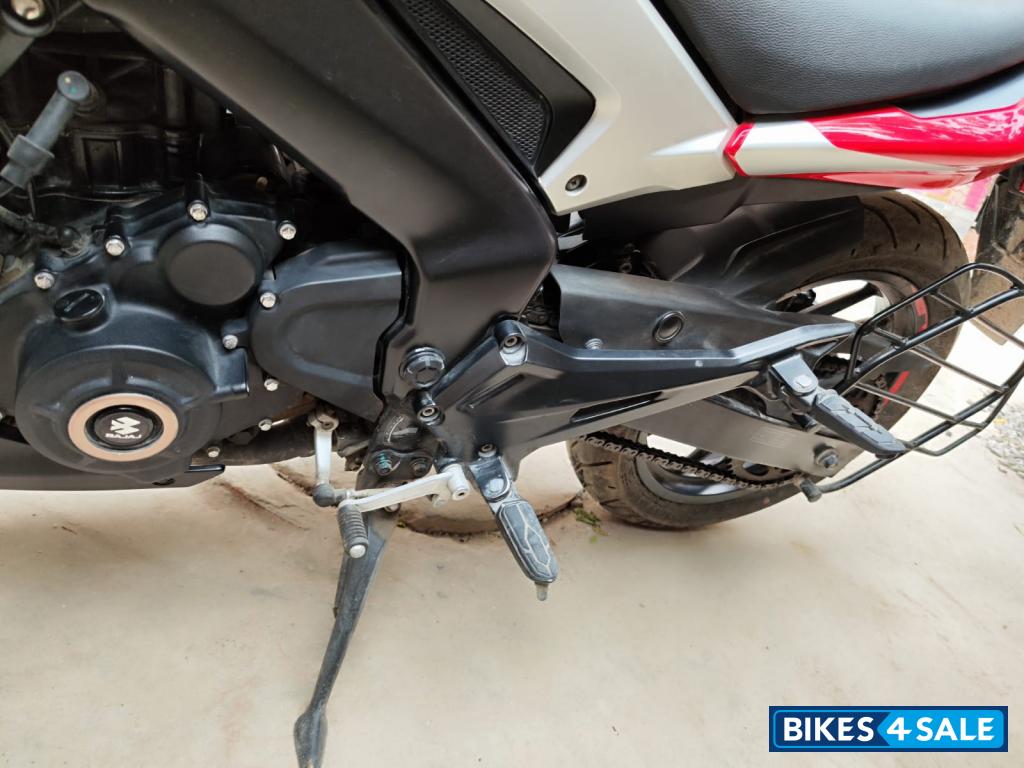 Bajaj Dominar 250 2022