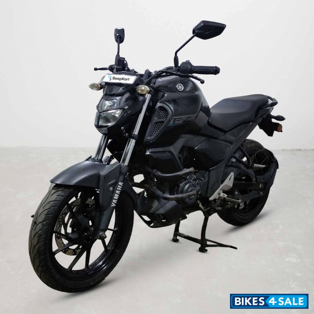 Yamaha FZ