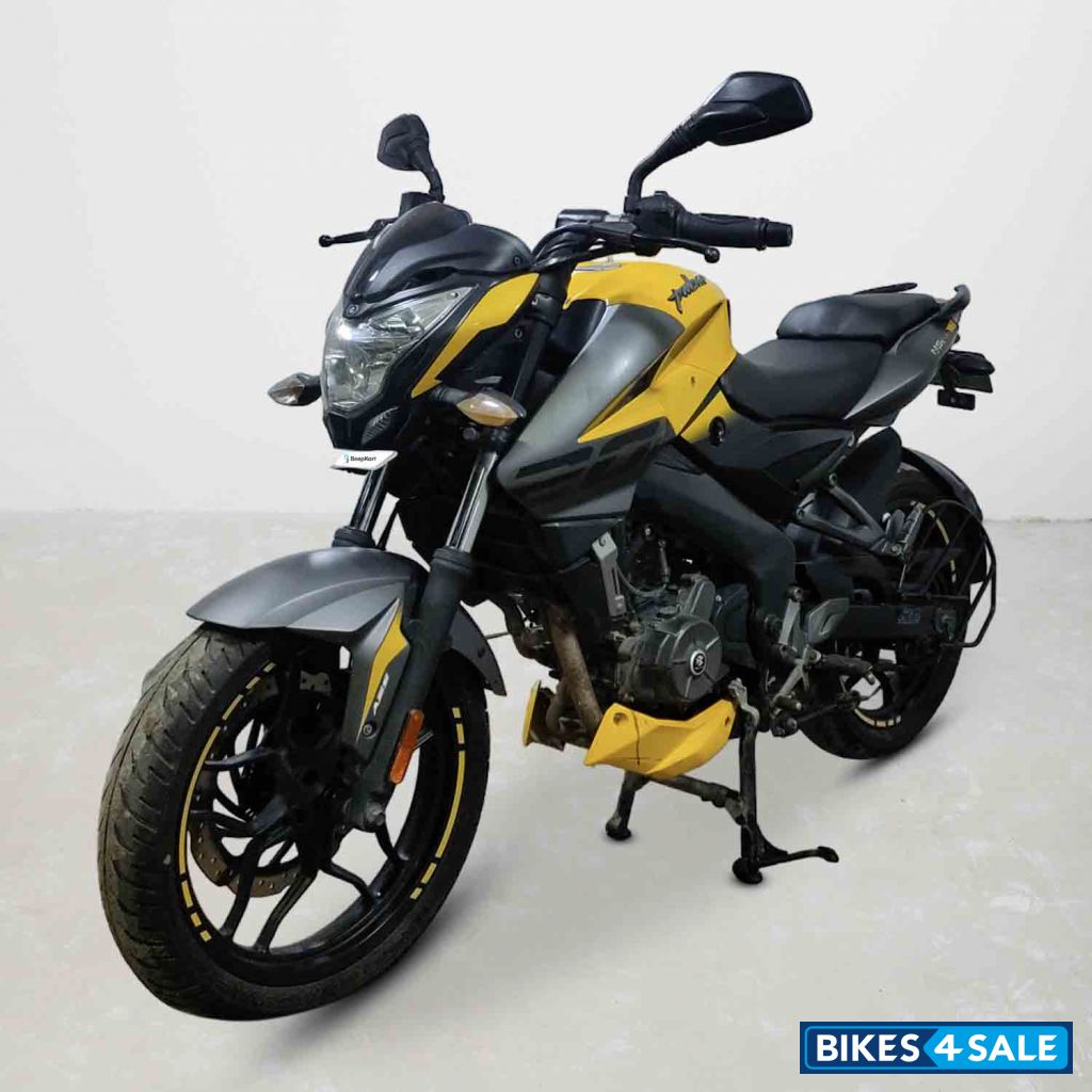 Bajaj Pulsar NS200