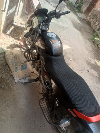 Ebony Black Sol Bajaj Pulsar 125