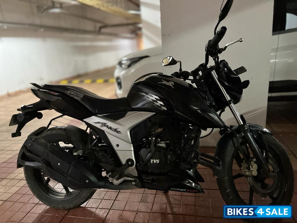 TVS Apache RTR 160 4V