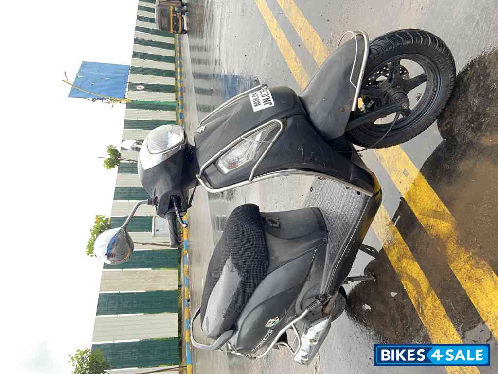 Matte Black Suzuki Access 125