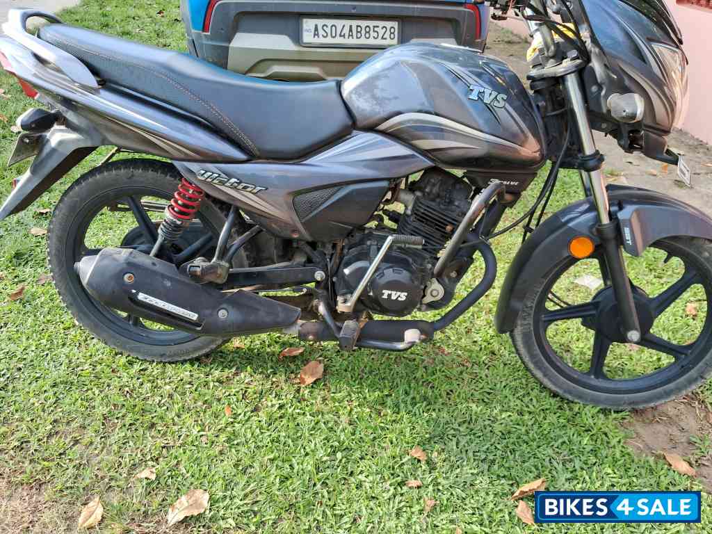 TVS Victor