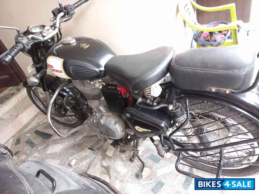 Royal Enfield Classic 500