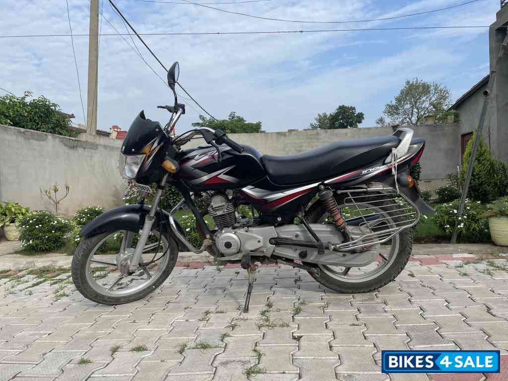 Gloss Flame Black With Bright Bajaj CT 100