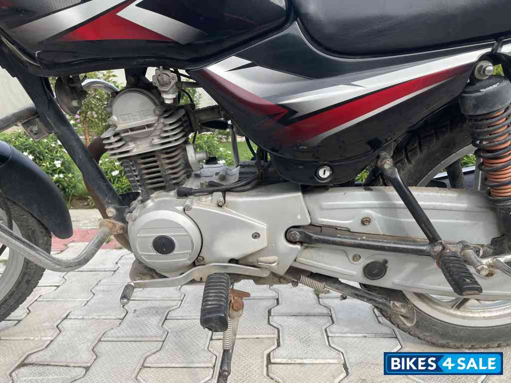 Gloss Flame Black With Bright Bajaj CT 100