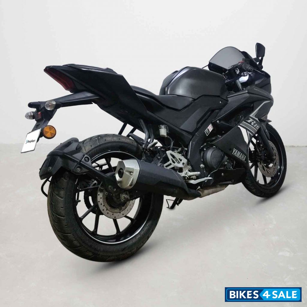 Yamaha YZF R15 V3