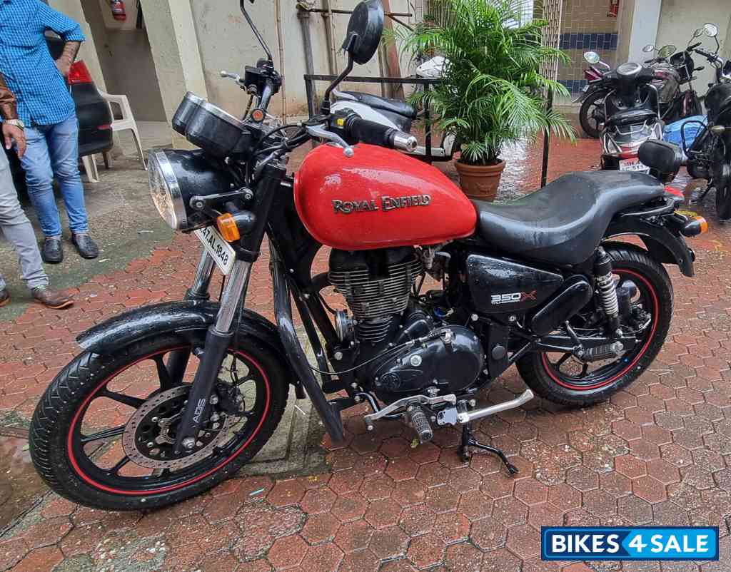 Red Royal Enfield Thunderbird X 350 Red Royal Enfield Thunderbird X 350