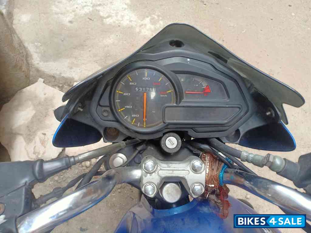 Blue Bajaj Discover 125 ST