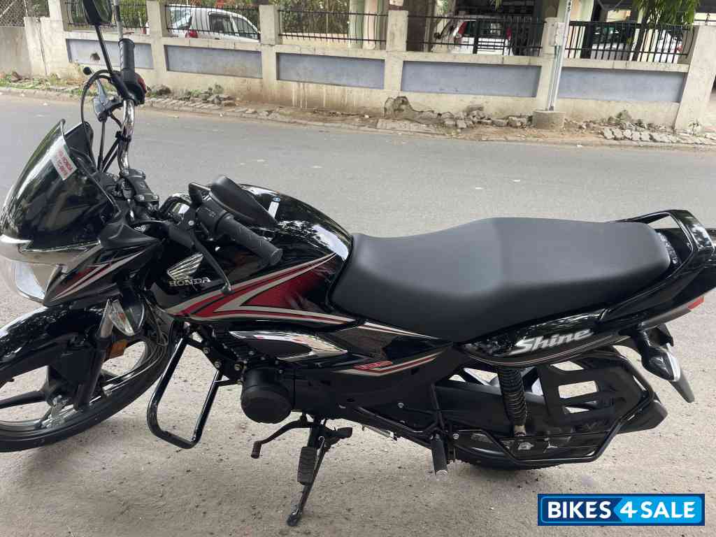 Red And Black Honda Shine 125 Drum OBD2