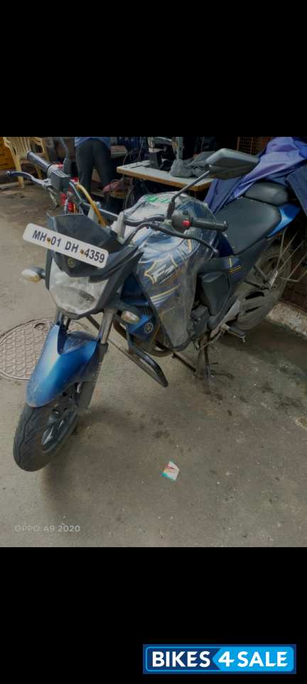 Blue Yamaha FZ-S FI V2 Blue Yamaha FZ-S FI V2