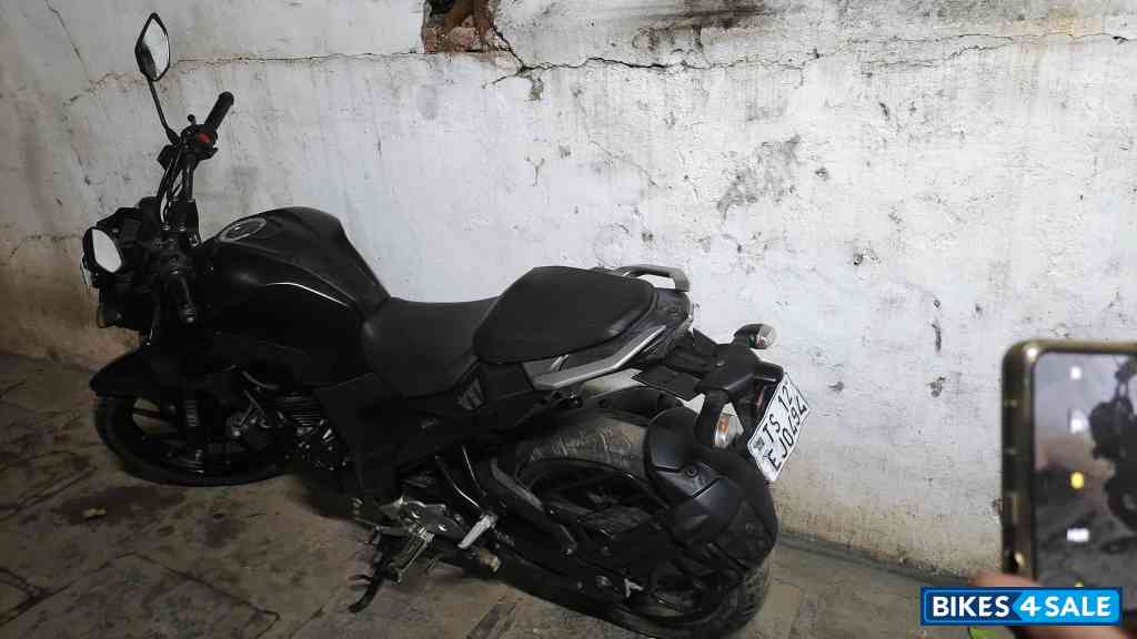 Yamaha FZS 25