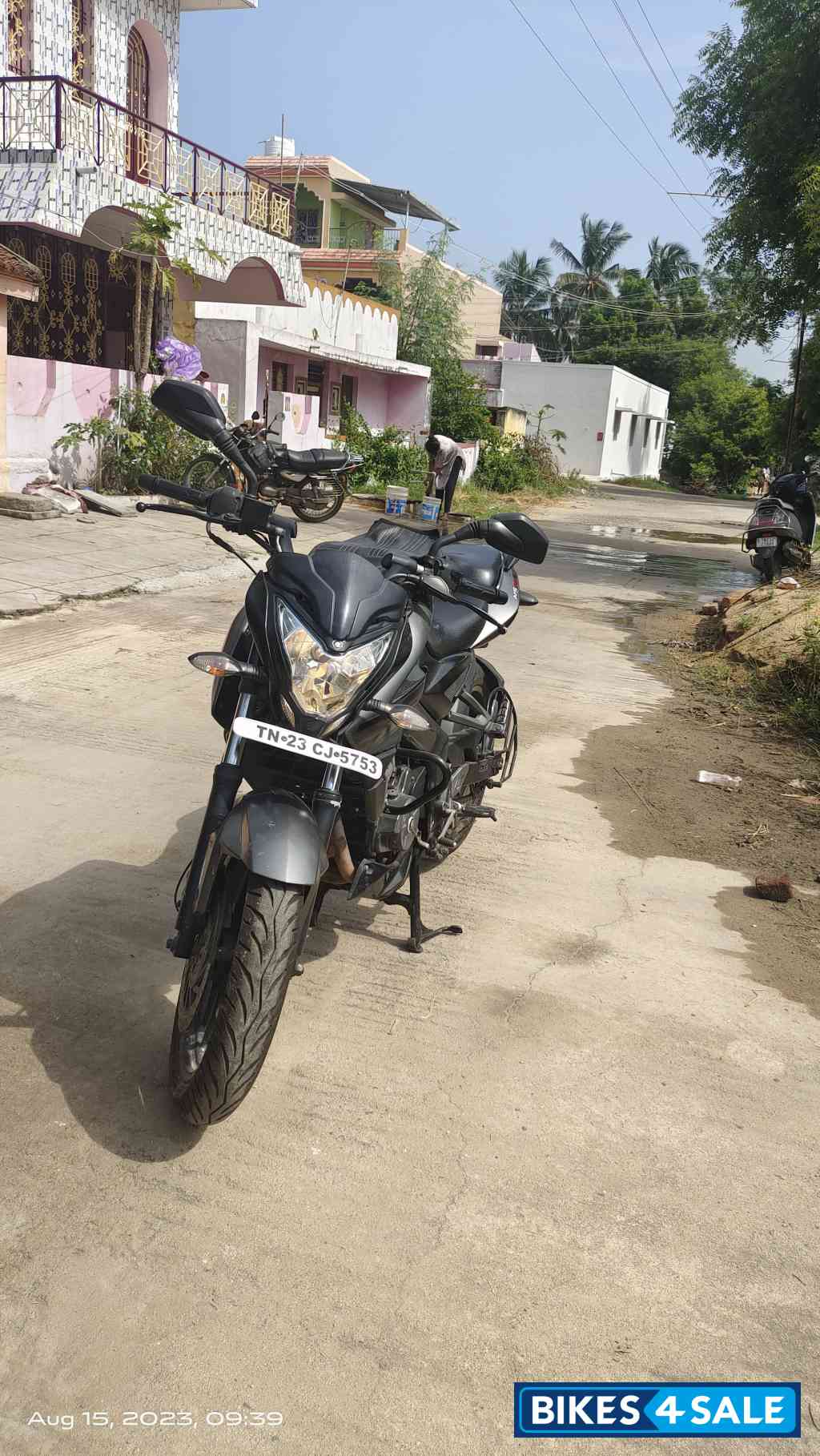 Bajaj Pulsar 200 NS ABS