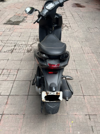 Aprilia SR 150 Carbon