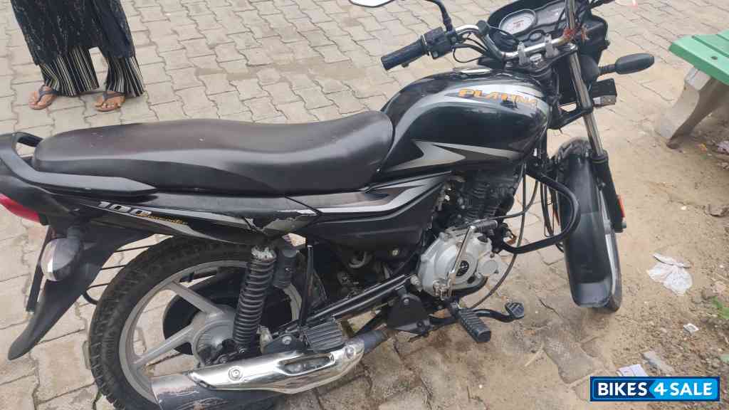 Bajaj Platina 100