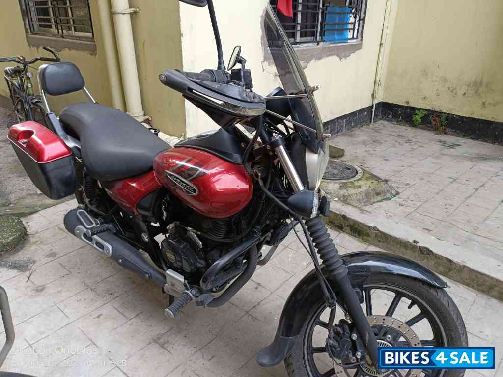 Bajaj Avenger Street 160