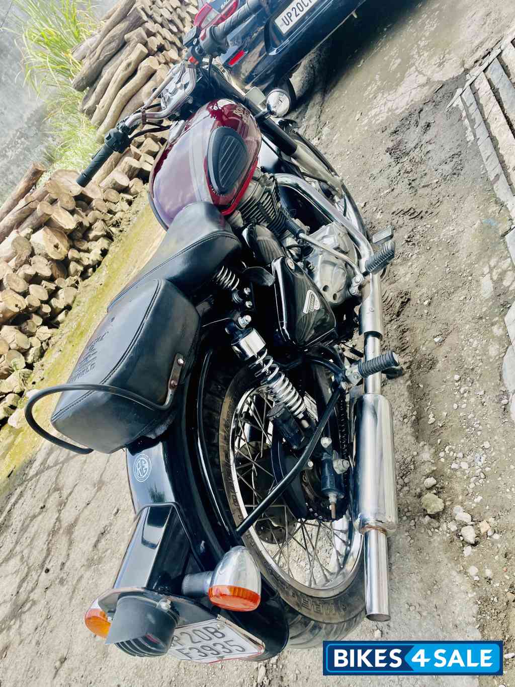 Redditch Red Royal Enfield Classic 350 Redditch Red