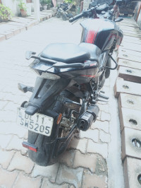 Black TVS Apache RTR 200 4V Race Edition 2.0