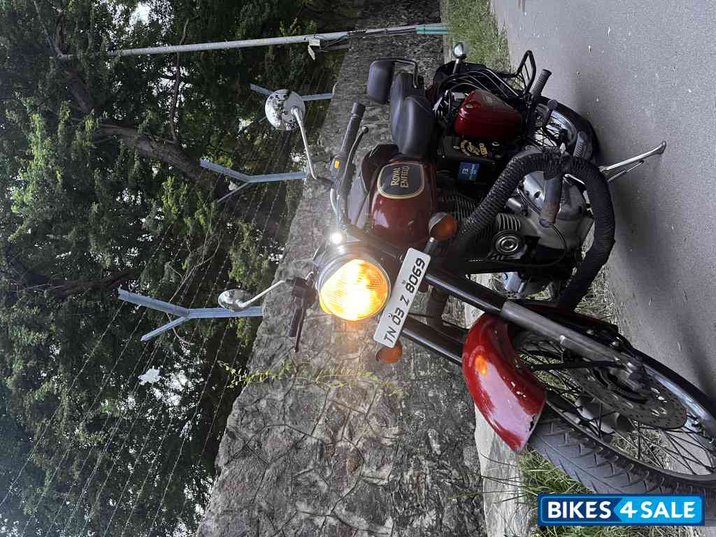 Chest Nut Red Royal Enfield Classic 350