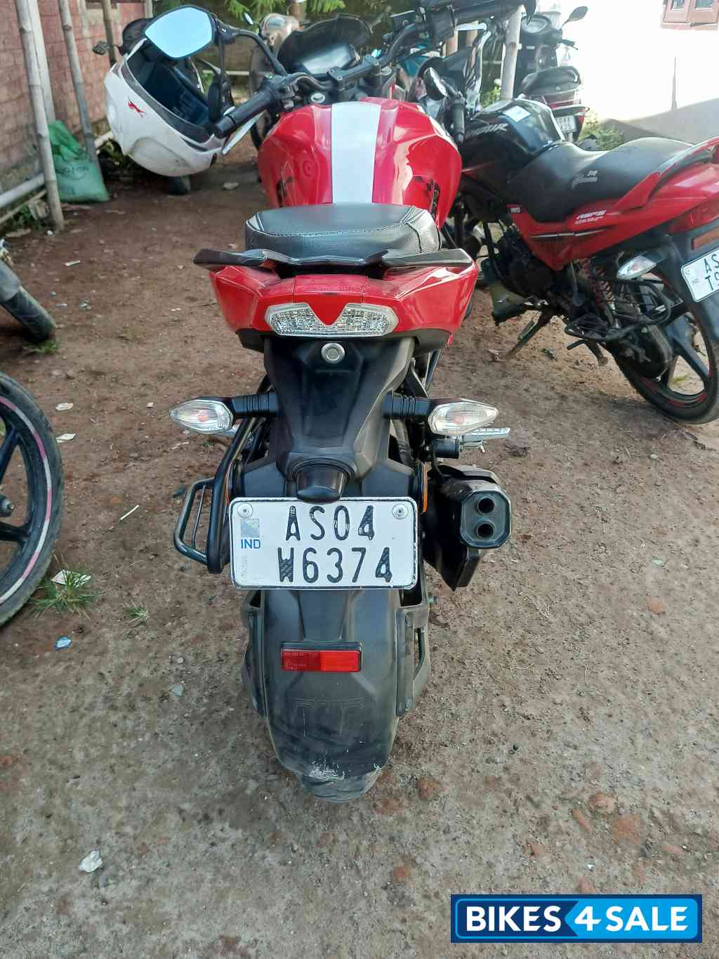 TVS Apache RTR 160 4V