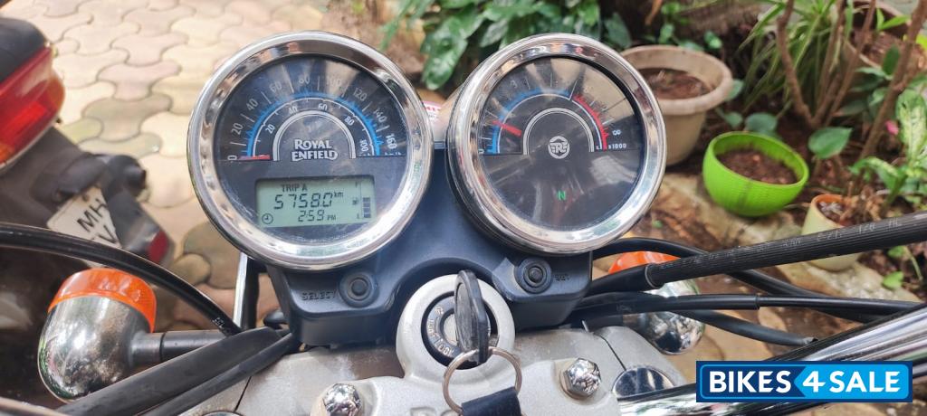 Stone Royal Enfield Thunderbird 350