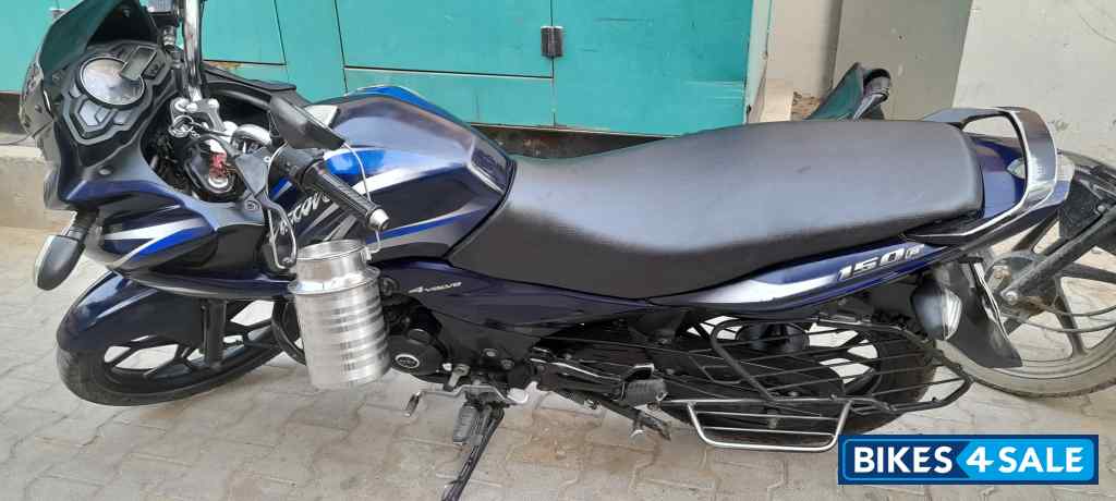 Bajaj Discover 150 F