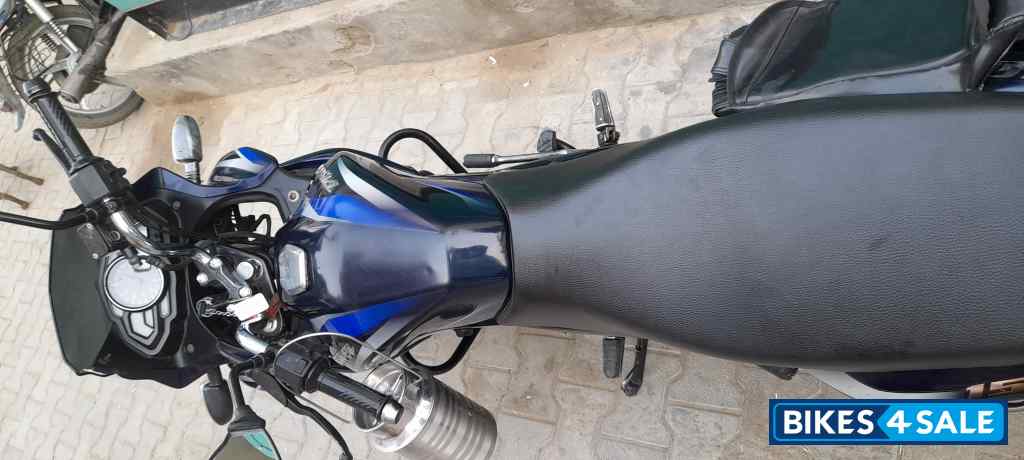 Bajaj Discover 150 F