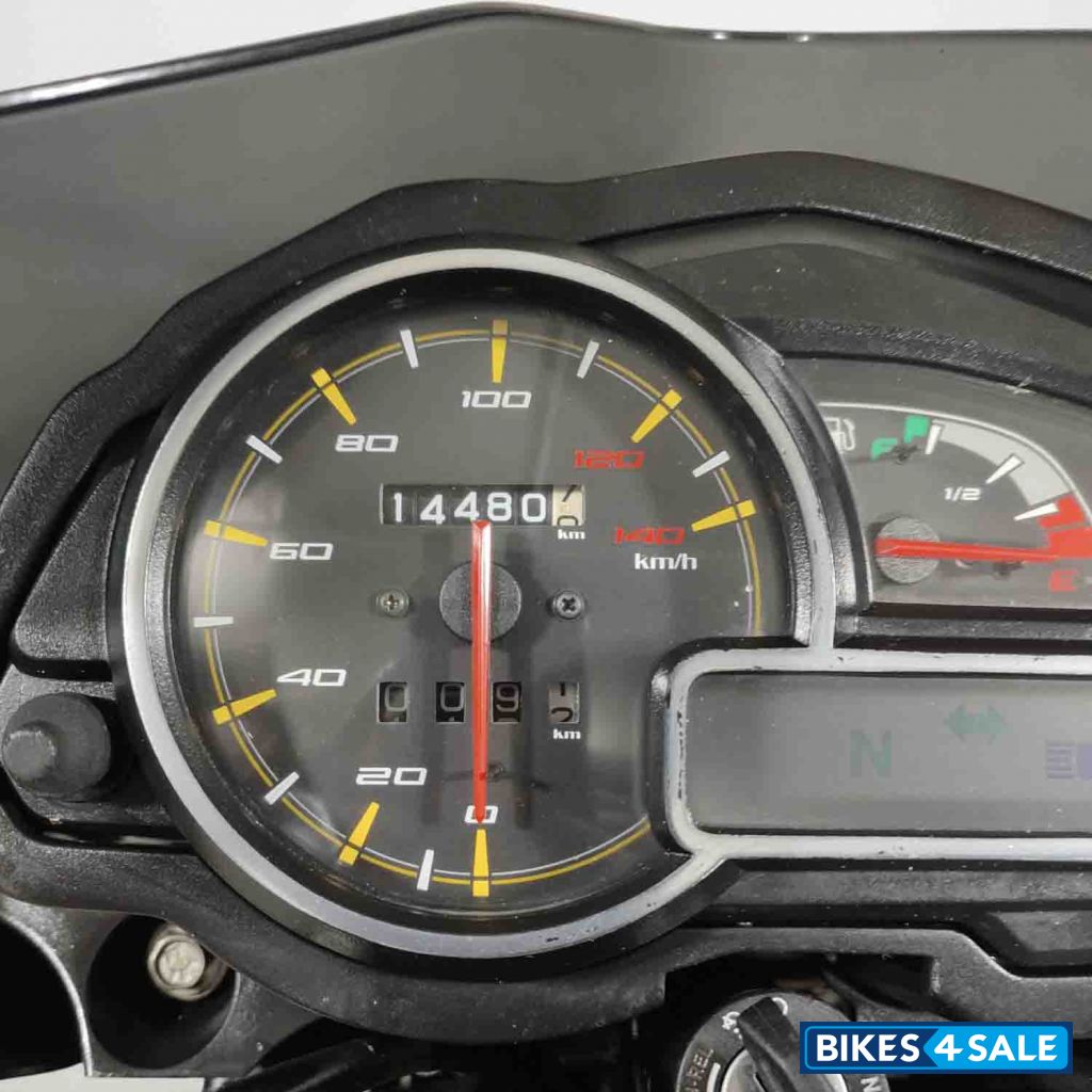 Bajaj Discover DTSi 150