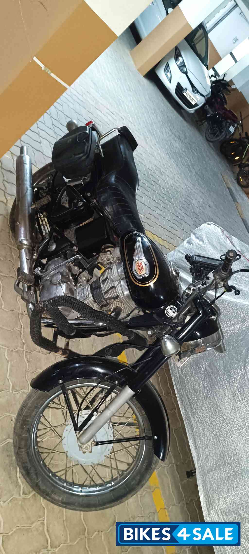 Black Royal Enfield Bullet Standard 350 Black Royal Enfield Bullet Standard 350
