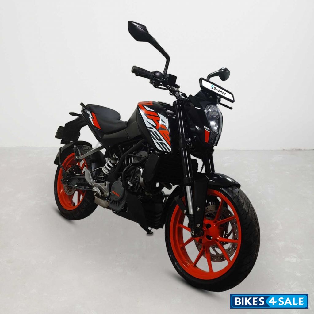 KTM Duke 125