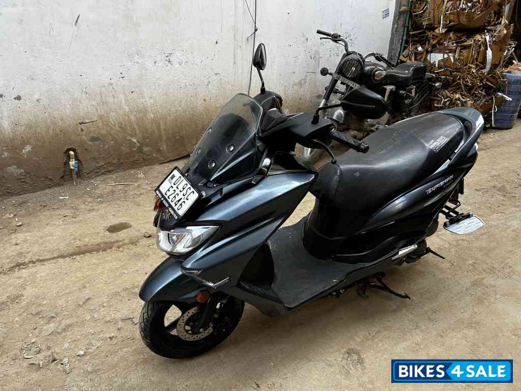 Blue Metallic Suzuki Burgman Street BS6