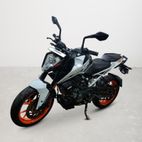 KTM Duke 200