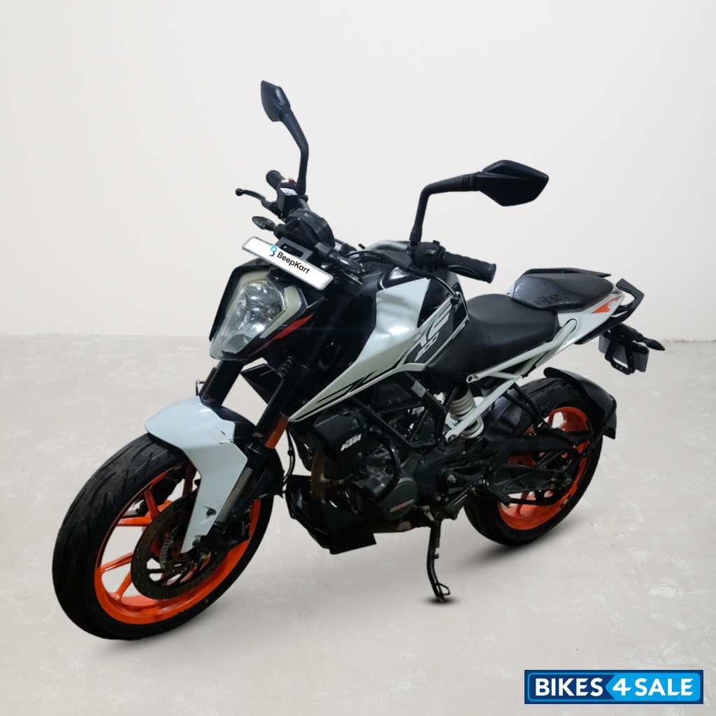 KTM Duke 200