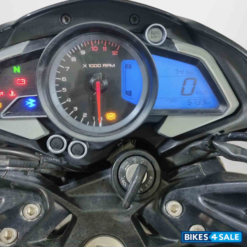 Bajaj Pulsar NS200