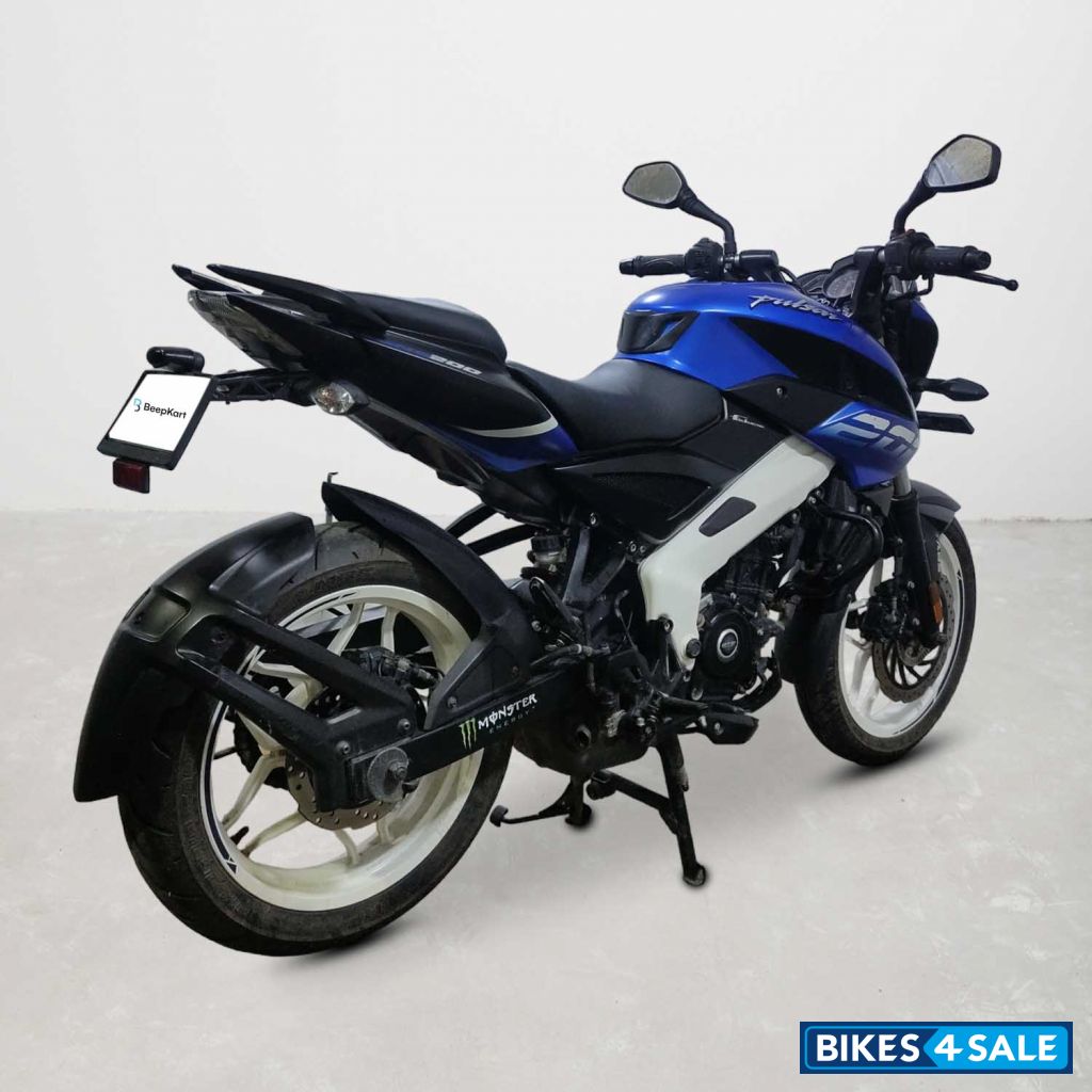 Bajaj Pulsar NS200