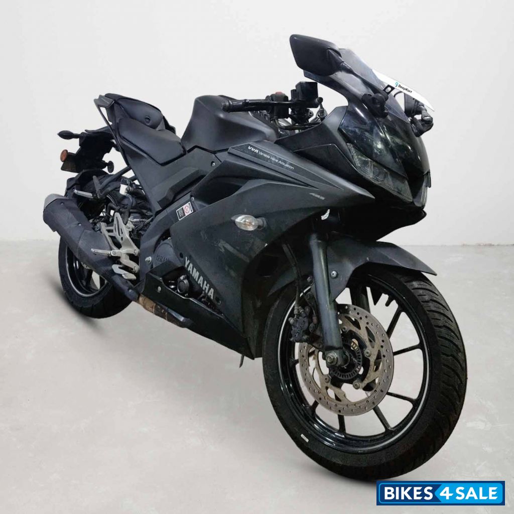 Yamaha YZF R15 V3