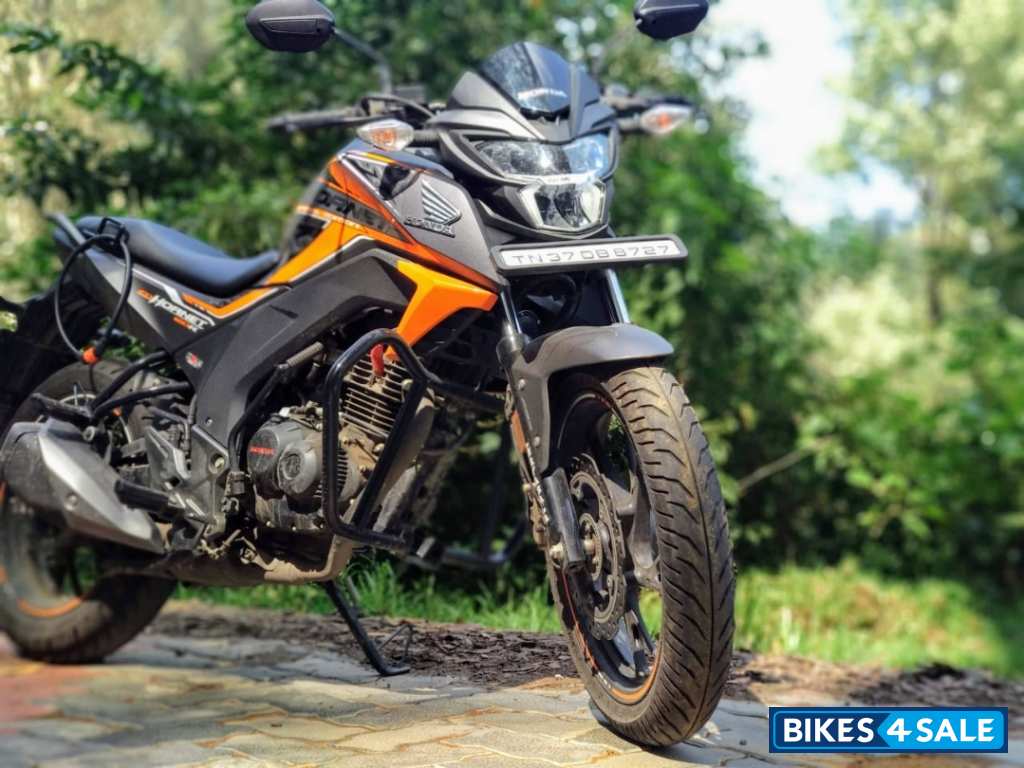 Honda CB Hornet 160R ABS