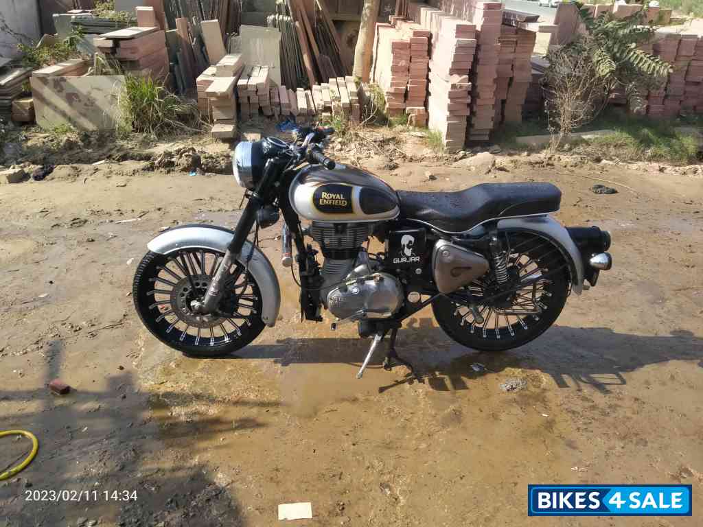 Royal Enfield Classic 350