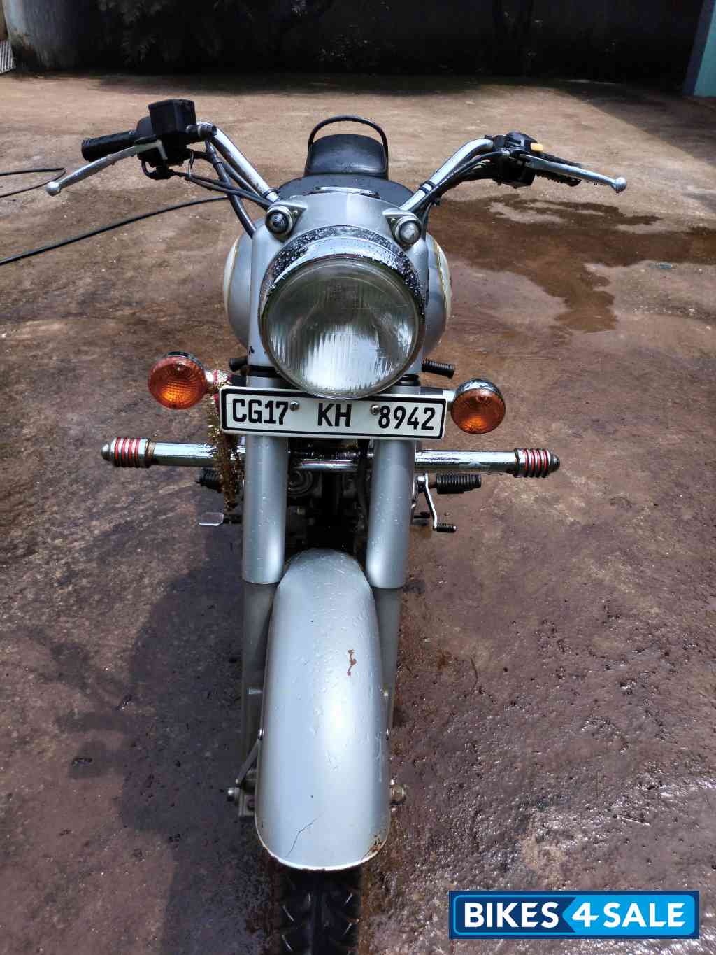 Silver Royal Enfield Classic 350