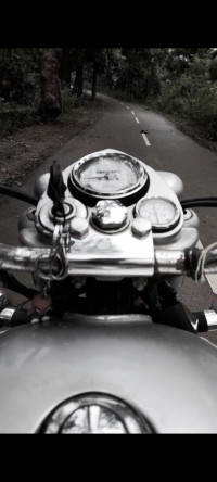 Silver Royal Enfield Classic 350