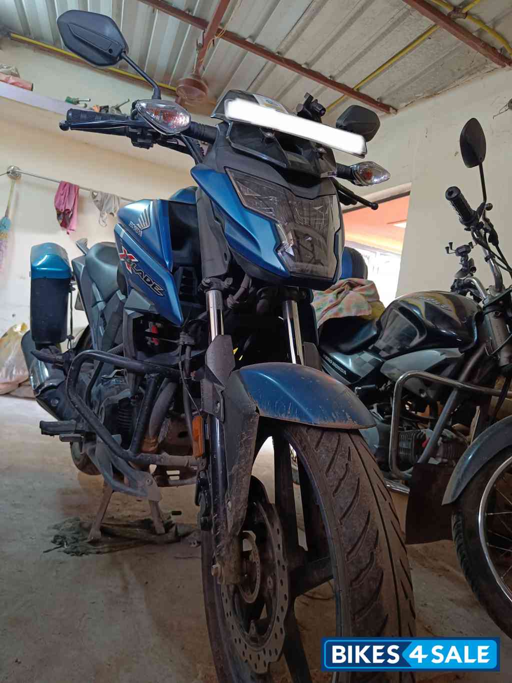 Blue Honda XBlade BS6