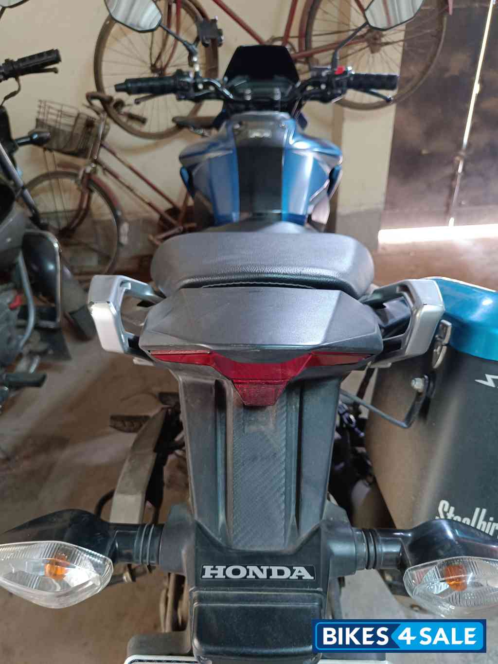 Blue Honda XBlade BS6