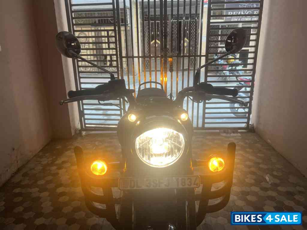 Royal Enfield Classic 350 Single Channel BS6