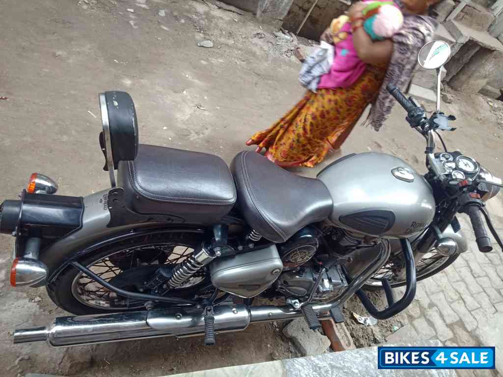 Grey Gun Metal Royal Enfield Classic 350