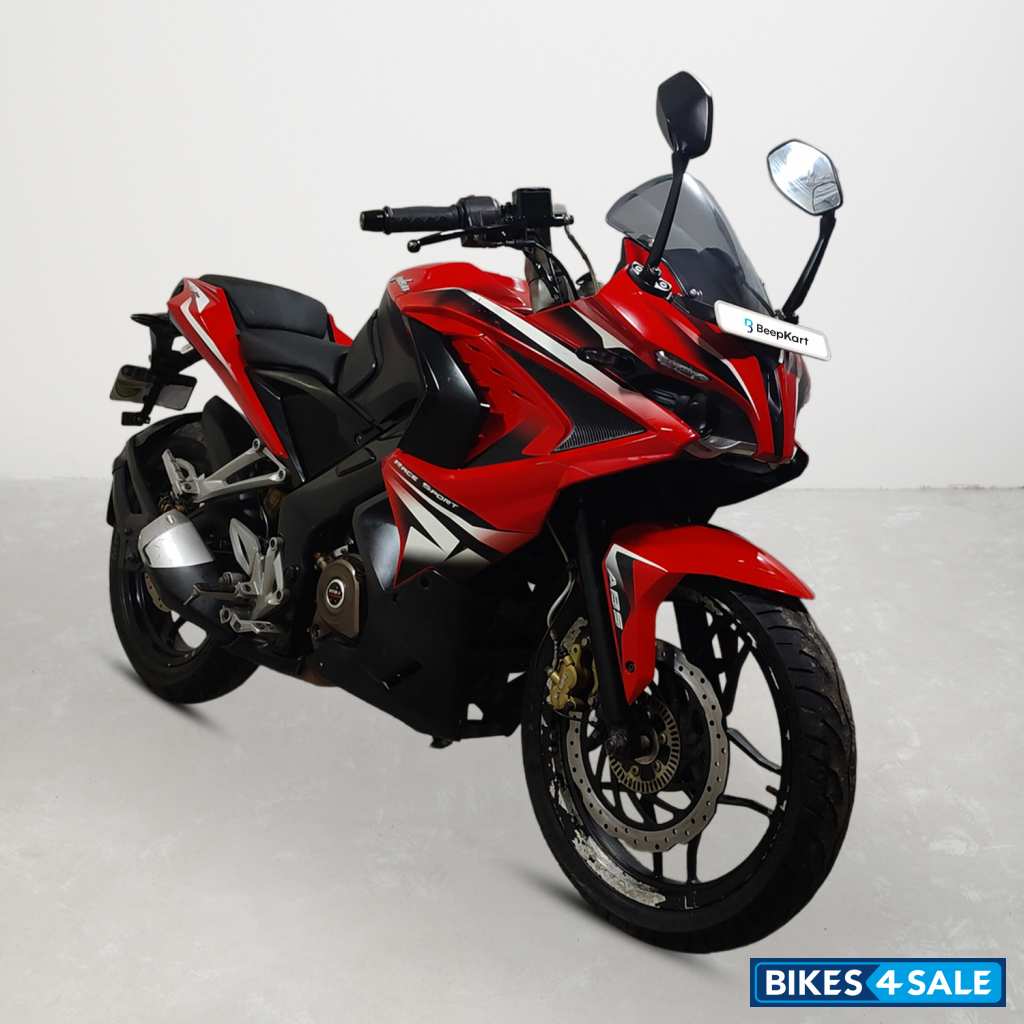 Bajaj Pulsar RS 200
