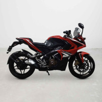 Bajaj Pulsar RS 200