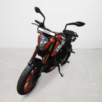 KTM Duke 125