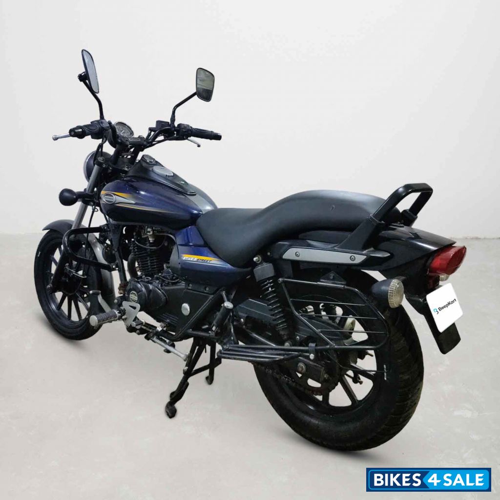 Bajaj Avenger Street 150