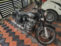 Black Royal Enfield Bullet Standard 500
