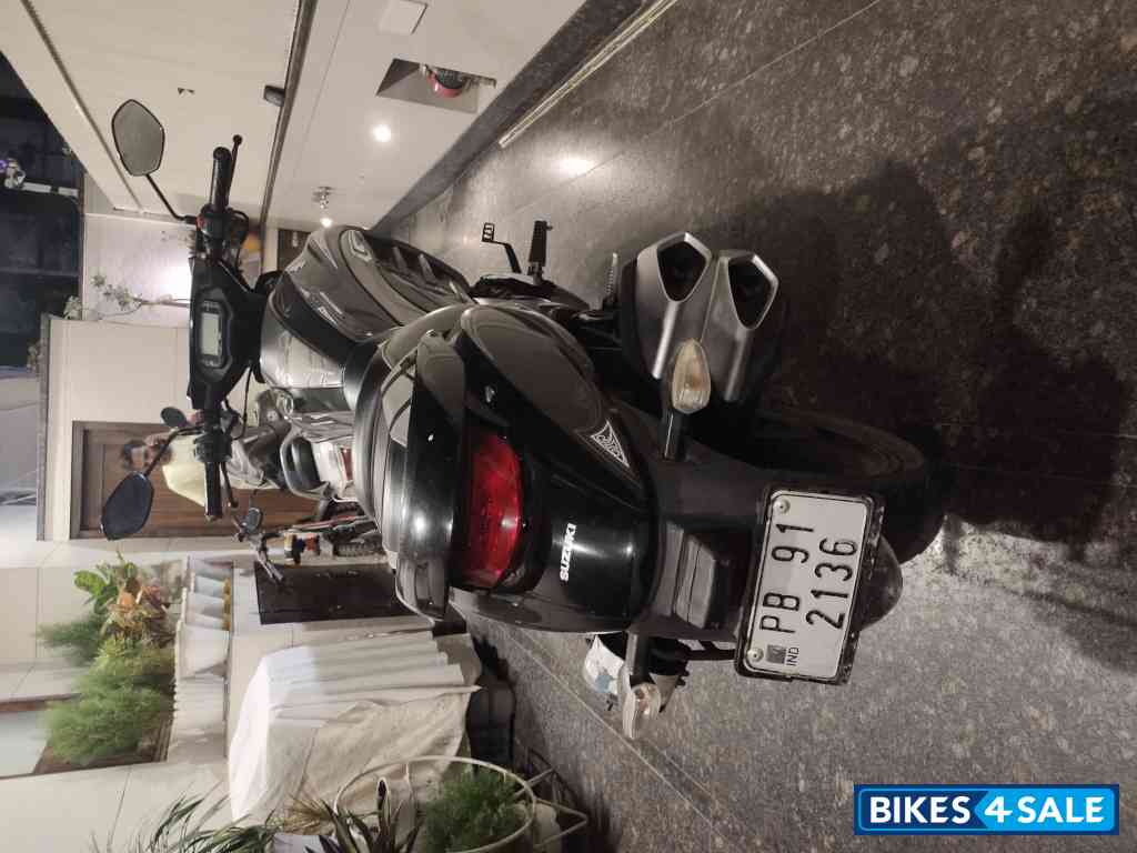 Black Suzuki Intruder 150